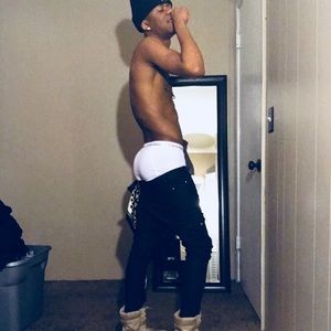 Meet your Posher, Reshaud